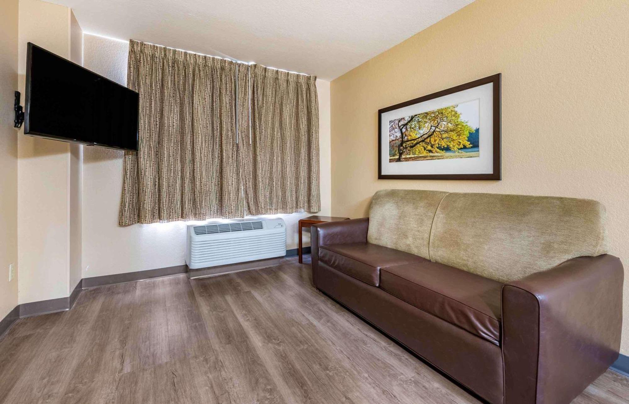 Extended Stay America Suites - Columbus - Polaris Экстерьер фото