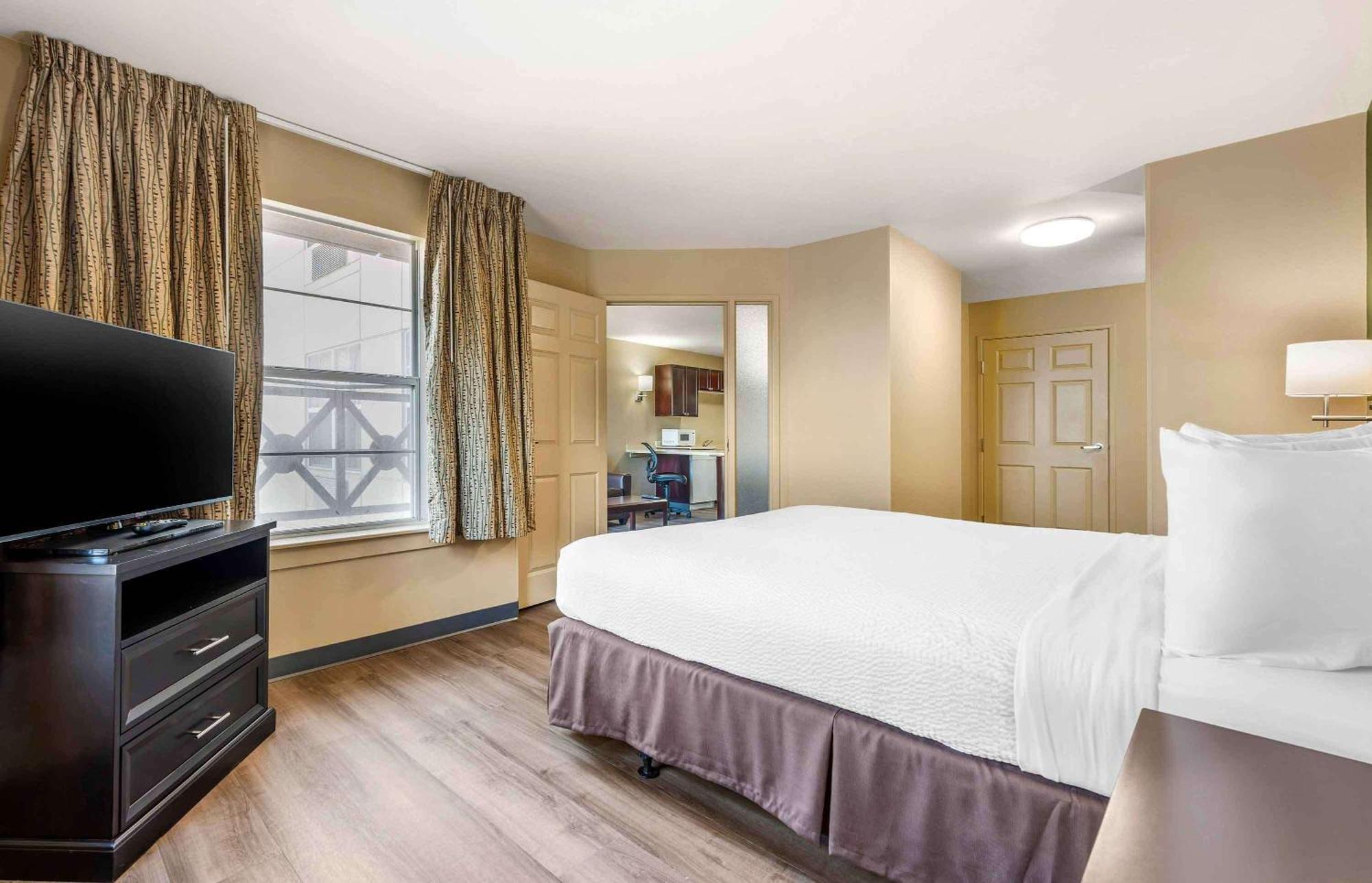 Extended Stay America Suites - Columbus - Polaris Экстерьер фото